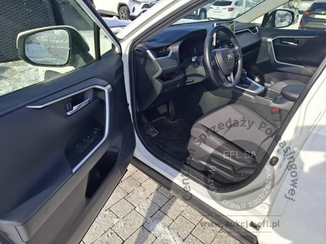 5 - Toyota RAV4 2.5 Hybrid Comfort 4x4 2022r. SK202XC UWAGA!! Pojazd znajduje się w lokalizacji: Jawornik 90, Myślenice 32-400