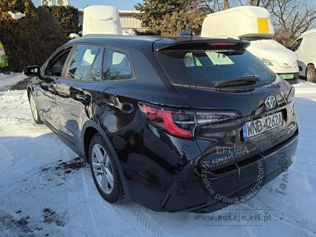 2 - Toyota  Corolla  2021r. WND4262A Pojazd znajduje się w firmie ARCTOS GROUP sp. z o.o. Al. Krakowska 7, 02-183 Warszawa