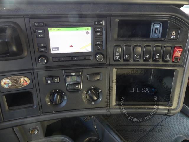 8 - SCANIA R450 LA4X2MNA 2016r.