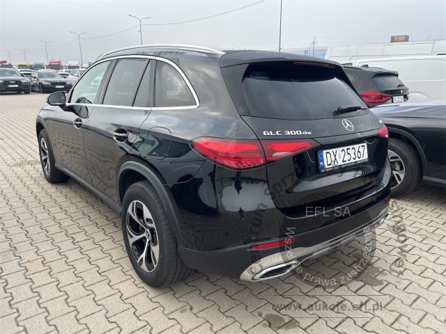 2 - MERCEDES BENZ GLC 300 DE 4-MATIC AVANTGARDE 2024r. DX25367 Uwaga! Pojazd znajduje się w firmie MDM AUTO sp. z o.o. ul.Morska 78/A 81-225 Gdynia