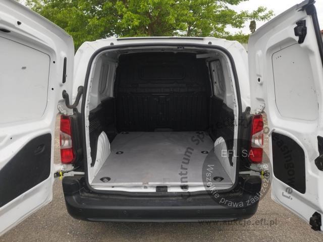 10 - Toyota Proace City 1.5 D-4D Standard  2022r. DW4UR56 Pojazd znajduje się w firmie ARCTOS GROUP sp. z o.o. Al. Krakowska 7, 02-183 Warszawa