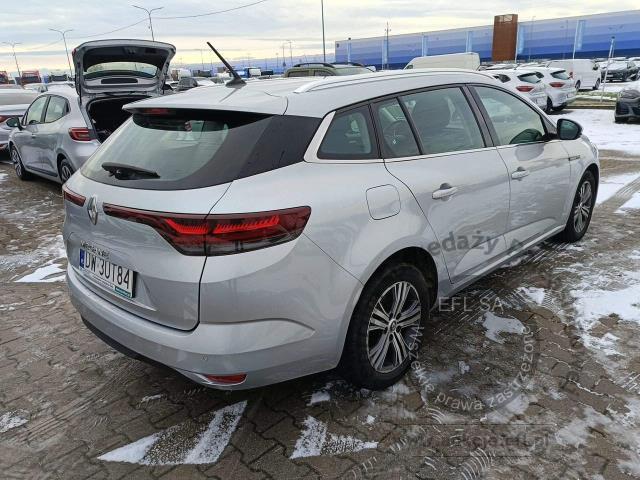 4 - Renault Megane 1.3 TCe FAP Equilibre 2022r. DW3UT84 Pojazd znajduje się w firmie ARCTOS GROUP sp. z o.o. Al. Krakowska 7, 02-183 Warszawa