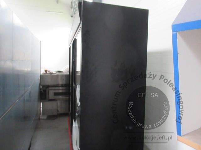 2 - Regał chłodniczy na napoje COLD model R30E-DR/o  2018r.