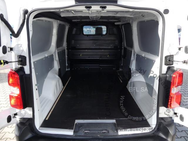 13 - Toyota Proace 2.0 D-4D Long 3,1t 2022r. DW8TM79 Magnice