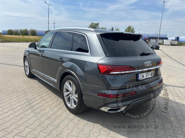 2 - Audi Q7 45 TDI mHEV Quattro S Line 2021r. DW3PF46 Uwaga Pojazd znajduje się w firmie MDM AUTO sp. z o.o. ul. Zawodników 1, 80-729 Gdańsk