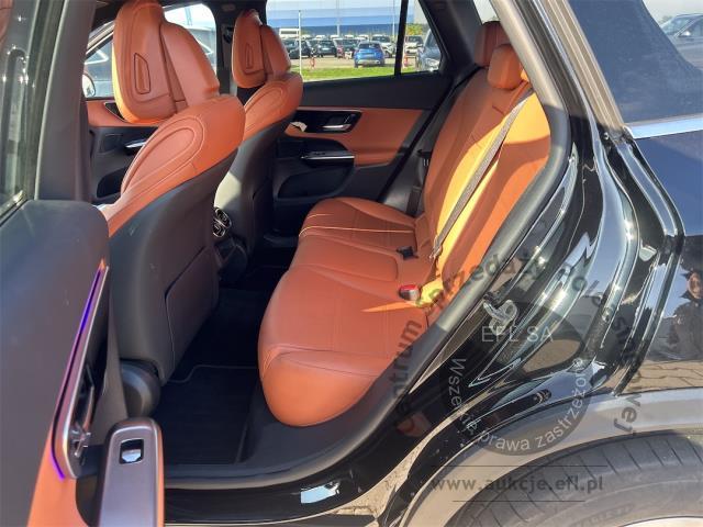 8 - MERCEDES BENZ GLC 300 DE 4-MATIC AVANTGARDE 2024r. DX25311 Magnice