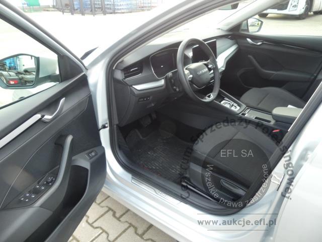 7 - SKODA OCTAVIA 1.5 TSI M-HEV DSG 2024r.