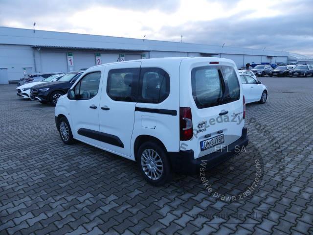 4 - Toyota Proace City Verso 1.5 D-4D 2020r. DW3JY89 Magnice