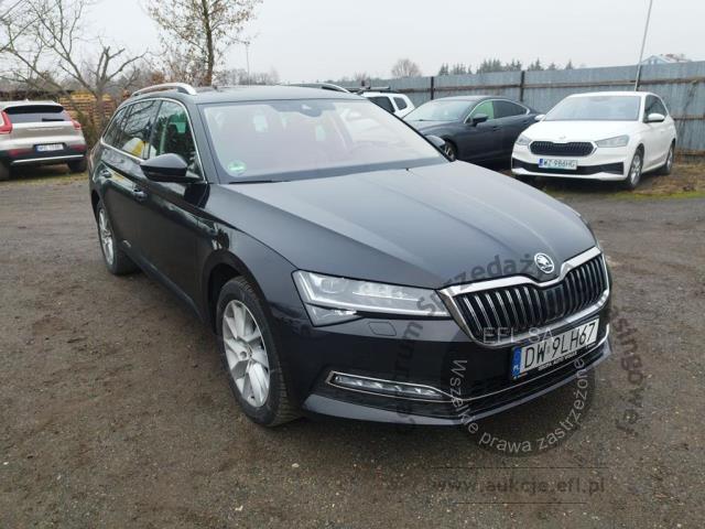 3 - Skoda Superb 2.0 TDI SCR 4x4 Style DSG Kombi 2020r. DW9LH67 UWAGA!! Pojazd znajduje się w firmie Arctos Sp. z o.o. Warszawa, Al. Krakowska 7, 02-183 Warszawa