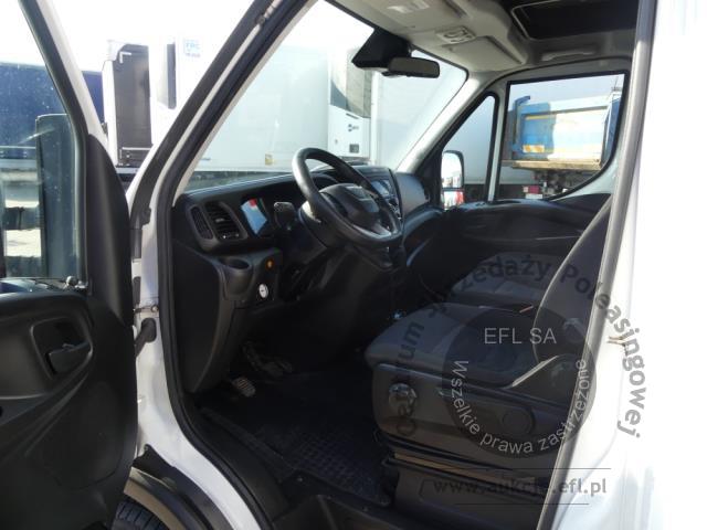 5 - IVECO / WIDAR 50C/35 3.0 HPI 180KM 2021r.