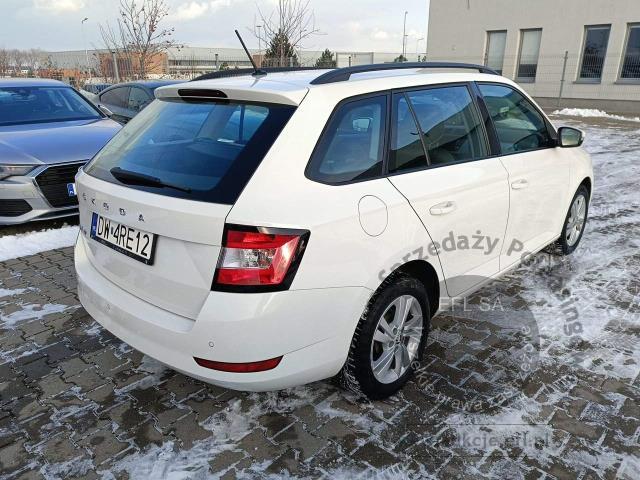3 - Skoda Fabia 1.0 TSI Classic Ambition 2021r. DW4RE12 Magnice