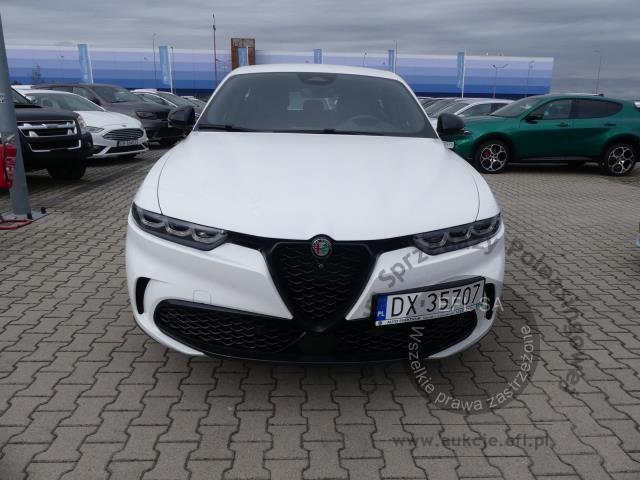 6 - Alfa Romeo TONALE SPRINT 1.5 T4 DCT7 2024r. DX35707 Magnice