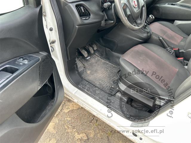 6 - Fiat Doblo Cargo Doblo Maxi 1.6 MJ  2019r. KR9KV58 UWAGA!! Pojazd znajduje się w lokalizacji: Katowice 40-689, Małachowskiego 16