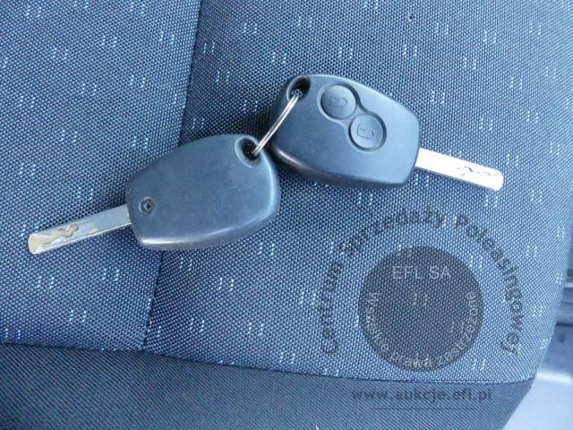 15 - OPEL MOVANO 2.3 125KM FURGON 2016r.
