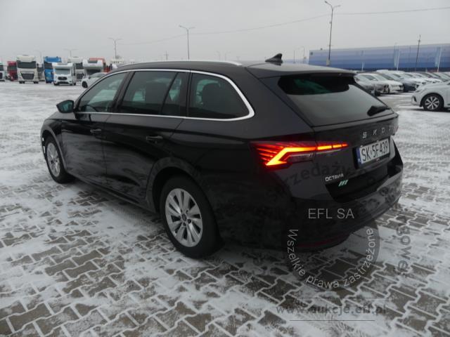 11 - SKODA OCTAVIA 2.0 TDI DSG SELECTION 2024r.