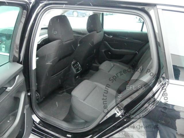 9 - SKODA OCTAVIA 2.0 TDI DSG SELECTION 2024r.