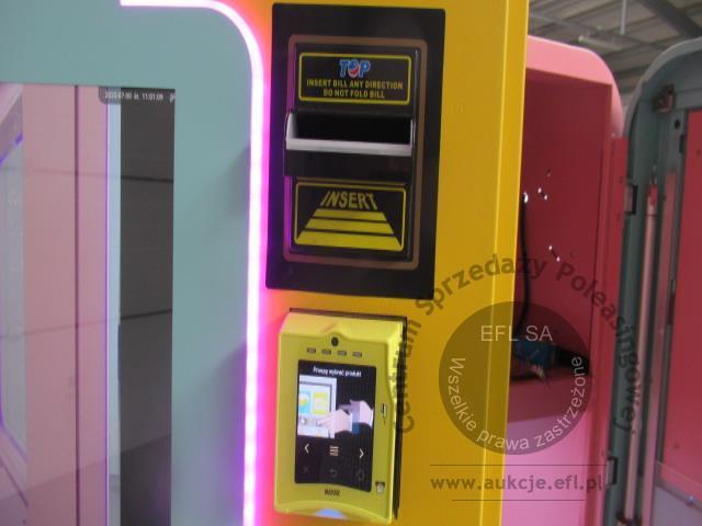 27 - Automat vendingowy - maszyna do produkcji i sprzed