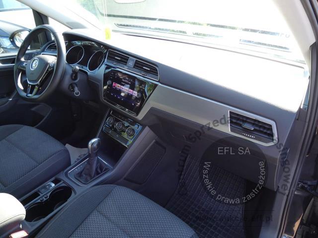 10 - Volkswagen Touran 2.0 TDI BMT Comfortline 2022r. PY03490 UWAGA!! Pojazd znajduje się w firmie AUTO MOTO CENTRUM sp. z o.o. ul. Ostrowska 328 (przy Trasie Katowickiej) 61-312 Poznań
