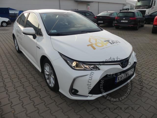 2 - TOYOTA COROLLA 1.8 VVT-i H CVT 2021r.