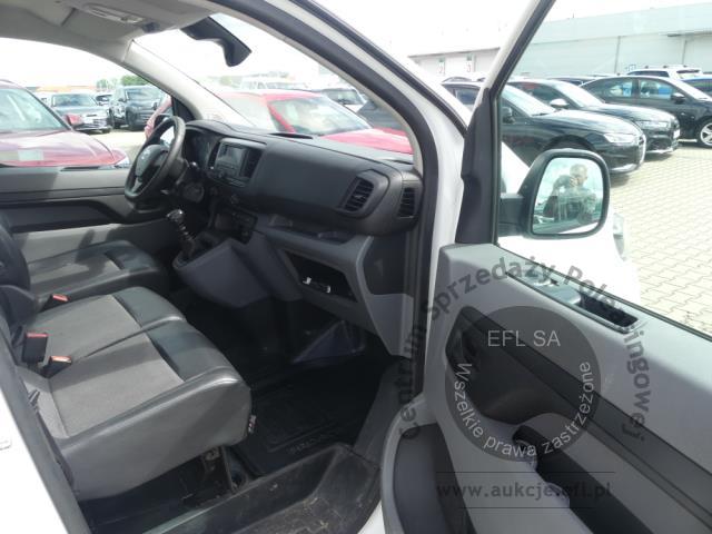 6 - TOYOTA PROACE 2.0 D-4D 122KM FURGON 2018r.