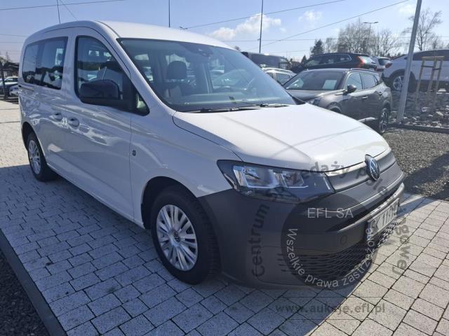 2 - Volkswagen Caddy osobowy 2.0 TDI Kombi 2022r. SK119XC Pojazd znajduje się w firmie AACAR sp. z o.o. Kasztanowa 5, 32-400 Jawornik
