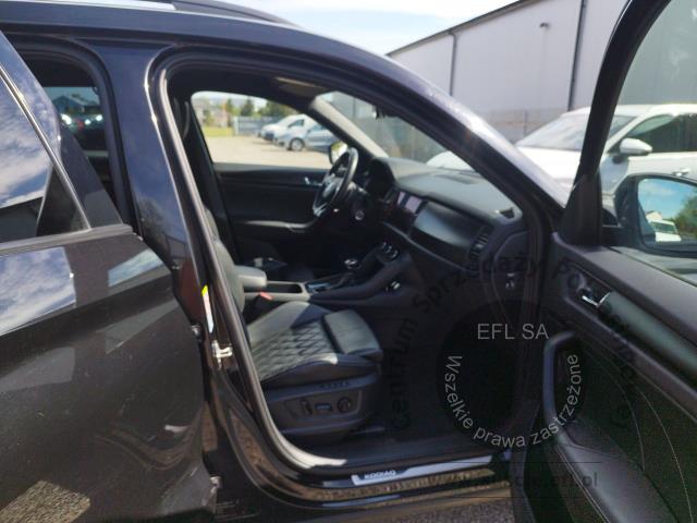 9 - Skoda Kodiaq 2.0 TDI 4x4 Sportline 2022r. WND9003A Pojazd znajduje się w firmie ARCTOS GROUP sp. z o.o. Al. Krakowska 7, 02-183 Warszawa