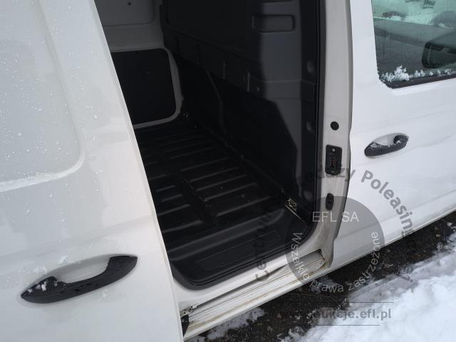 8 - Volkswagen Caddy Cargo 2.0 TDI 2023r. DW7WH42 Pojazd znajduje się w firmie ARCTOS GROUP sp. z o.o. Al. Krakowska 7, 02-183 Warszawa