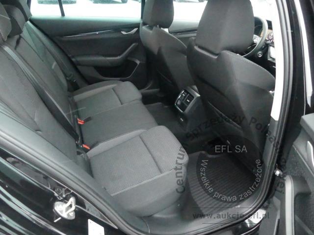 8 - SKODA OCTAVIA 2.0 TDI DSG SELECTION 2024r.