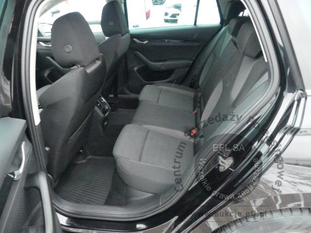 9 - SKODA OCTAVIA 2.0 TDI DSG SELECTION 2024r.