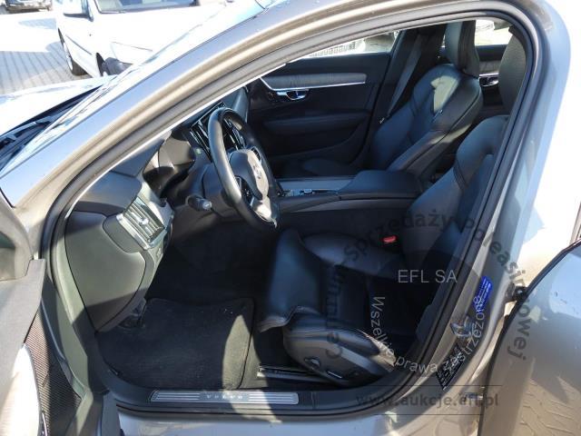 6 - Volvo V90 CC B4 D AWD Pro 2021r. WW048SM Magnice