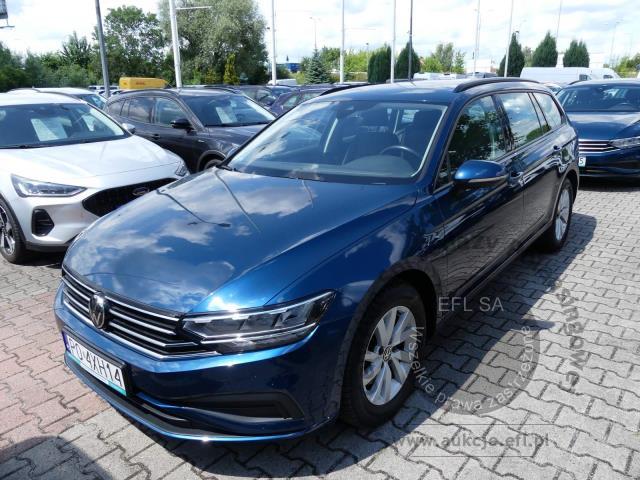 1 - Volkswagen Passat 2.0 TDI EVO Essence 2022r. PO4XH14 AUTO MOTO CENTRUM Sp. z o.o. Poznań 61-312, ul. Ostrowska  328