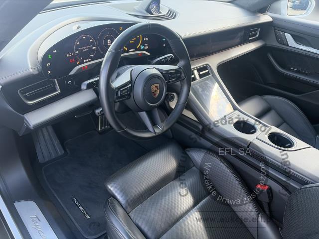 12 - PORSCHE TAYCAN TURBO CROSS TURISMO 2022r.