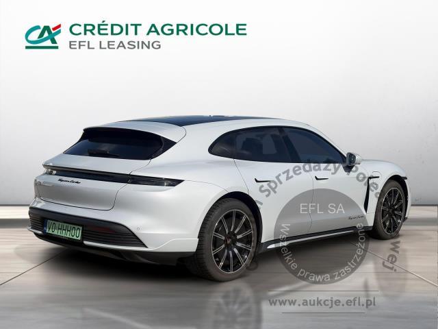 9 - PORSCHE TAYCAN TURBO CROSS TURISMO 2022r.