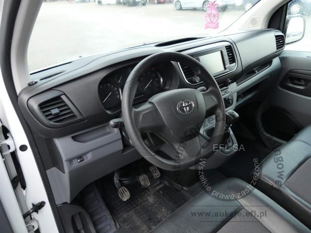 5 - Toyota Proace 2.0 D-4D Long Active 2022r. DW8TM76 Magnice