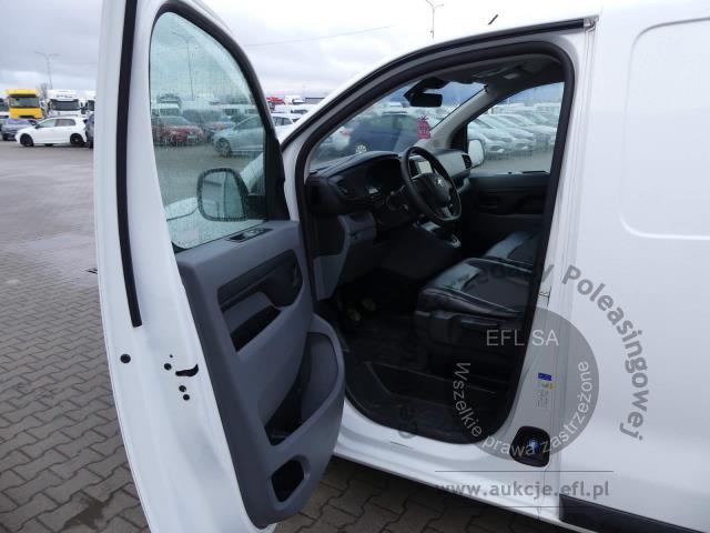 8 - Toyota Proace 2.0 D-4D Long Active 2022r. DW8TM76 Magnice