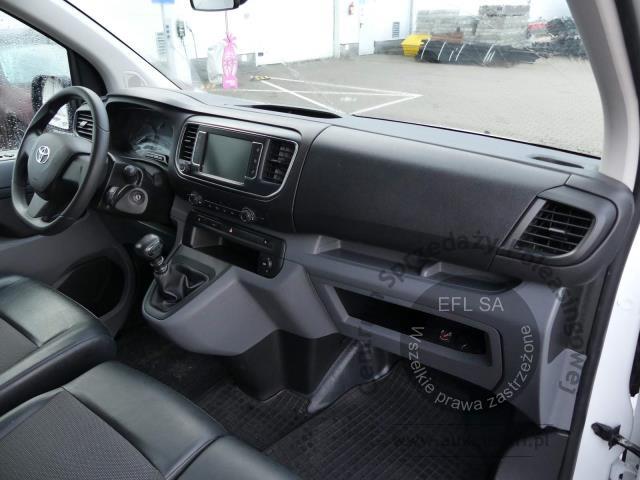 9 - Toyota Proace 2.0 D-4D Long Active 2022r. DW8TM76 Magnice