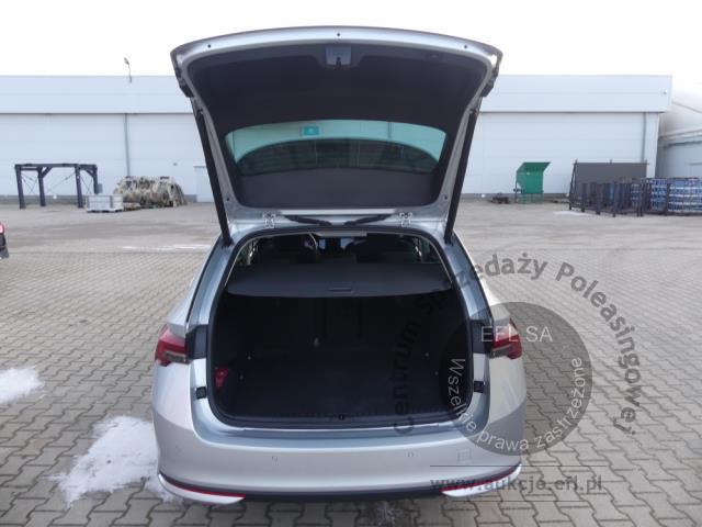13 - SKODA OCTAVIA 1.5 TSI M-HEV DSG 2024r.
