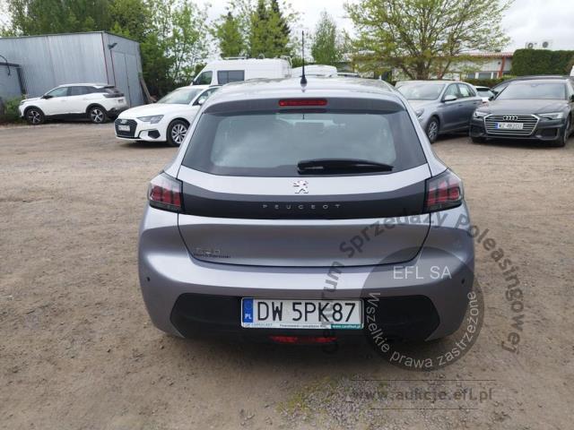 3 - Peugeot 208 1.2 PureTech Like 2021r. DW5PK87 Pojazd znajduje się w firmie ARCTOS GROUP sp. z o.o. Al. Krakowska 7, 02-183 Warszawa