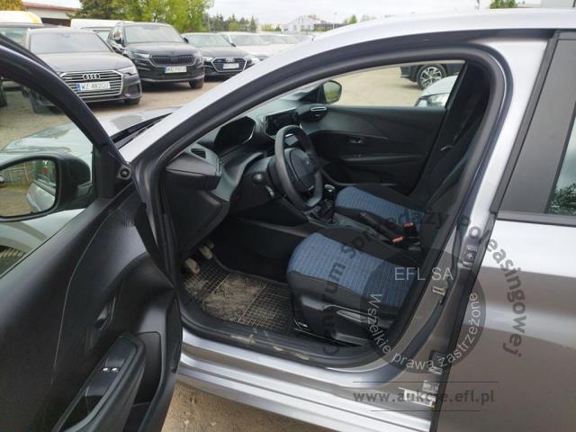 7 - Peugeot 208 1.2 PureTech Like 2021r. DW5PK87 Pojazd znajduje się w firmie ARCTOS GROUP sp. z o.o. Al. Krakowska 7, 02-183 Warszawa