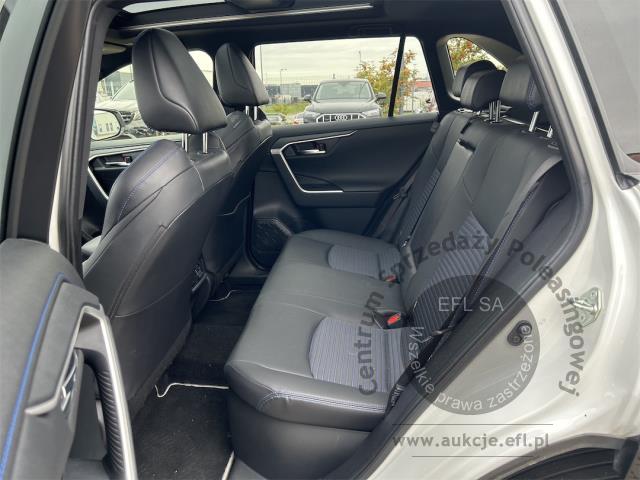 7 - Toyota RAV4 2.5 Hybrid Selection 4x4 2022r. DW6TU66 Magnice
