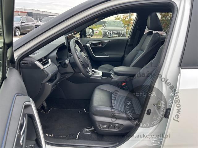 10 - Toyota RAV4 2.5 Hybrid Selection 4x4 2022r. DW6TU66 Magnice