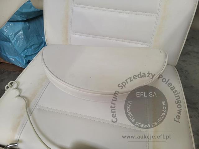 7 - Fotel kosmetyczny LUX