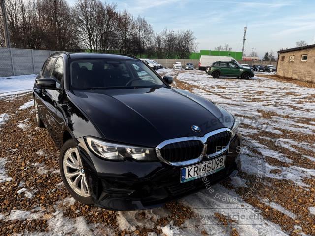 2 - BMW Seria 3 320d xDrive Advantage 2020r. KR4SU98 UWAGA!! Pojazd znajduje się w lokalizacji: Katowice 40-689, Małachowskiego 16