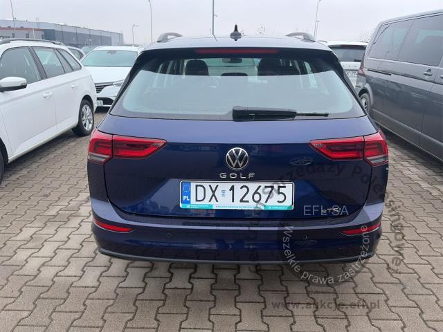 3 - Volkswagen Golf VIII 1.5 eTSI EVO Life 2024r. DX12675 Magnice