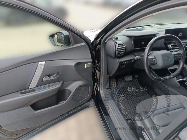10 - CITROEN C4 X 1.2 PT 130 EAT8 SHINE 2023r.