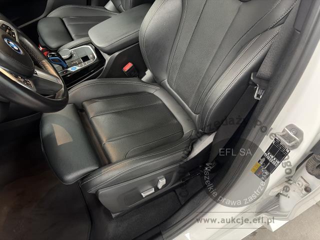 11 - BMW iX3  2022r.