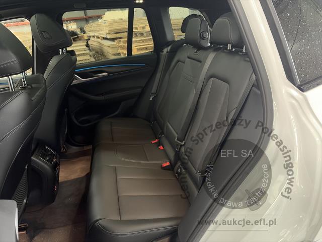 13 - BMW iX3  2022r.