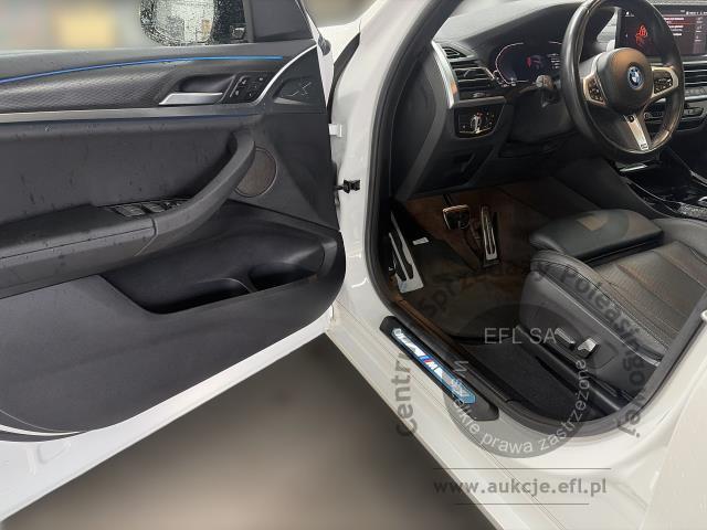 9 - BMW iX3  2022r.