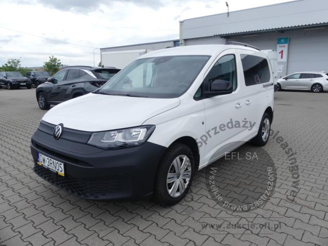1 - Volkswagen Caddy 2.0 TDI Kombi 2021r. DW3RN05 Pojazd znajduje się w firmie ARCTOS GROUP sp. z o.o. Al. Krakowska 7, 02-183 Warszawa