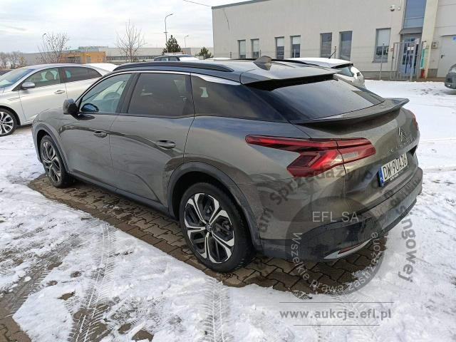 3 - Citroen C5 X 1.6 PureTech Shine EAT8 2022r. DW9UA36 Pojazd znajduje się w firmie AACAR sp. z o.o. Jawornik 90, 32-400 Myślenice